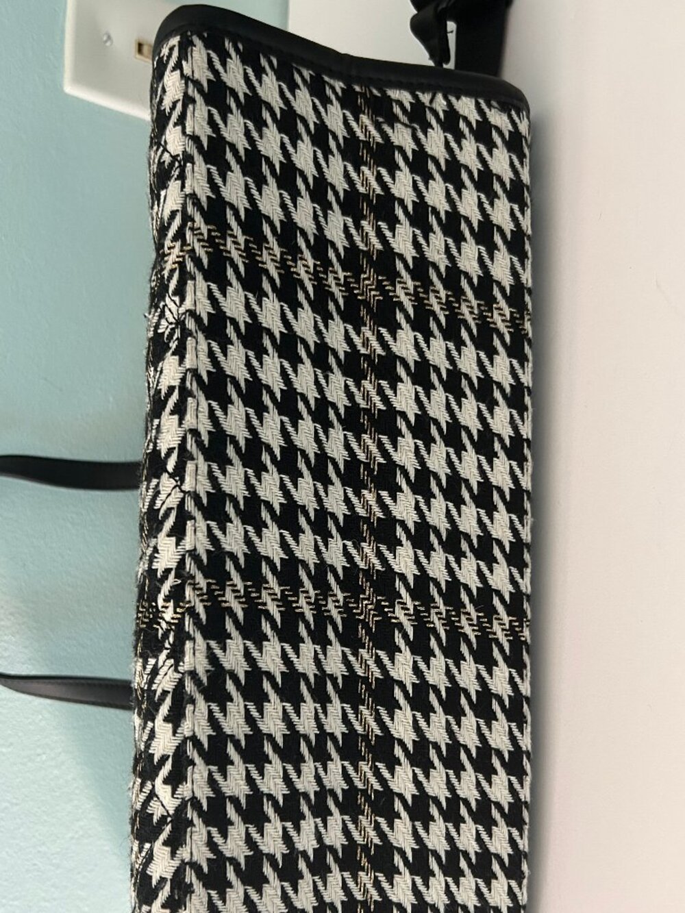 Betsey Johnson Houndstooth Tweed XOBECCA Tote Crossbody Bag & Wristlet Set NWOT - Picture 9 of 15